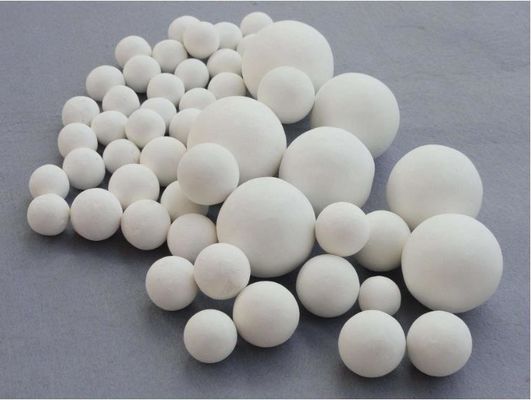 Chemische de Industrie Inerte Alumina Ballenweerstand Op hoge temperatuur
