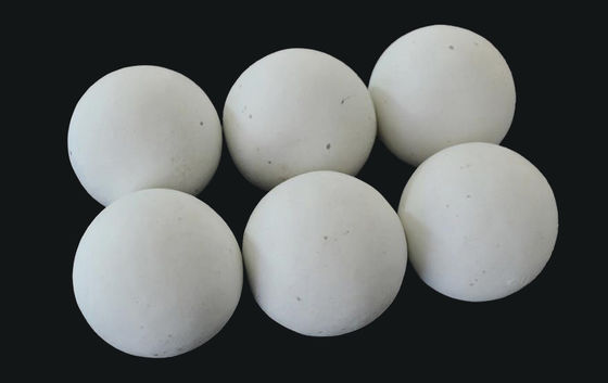De Ballen van het hoge Zuiverheidsaluminiumoxide 10 Mm-Alumina Malend Media Ballen Ceramisch Gebied