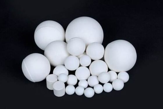 De Ballen van het hoge Zuiverheidsaluminiumoxide 10 Mm-Alumina Malend Media Ballen Ceramisch Gebied