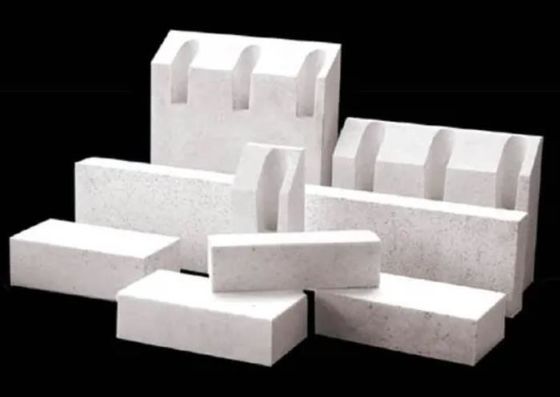 Alumina van de ovenvoering van het het Aluminiumoxyde van Silicaatbakstenen de Baksteen Witte Klantgericht