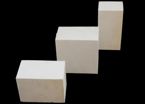 Lage Kruipen Hoge Alumina Vuurvaste Bakstenen voor de Hete Lage Bulkdichtheid van het Ontploffingsfornuis